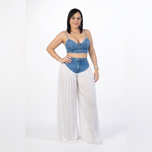 Divine Allure Two-Piece Set - Picture 3 of 14